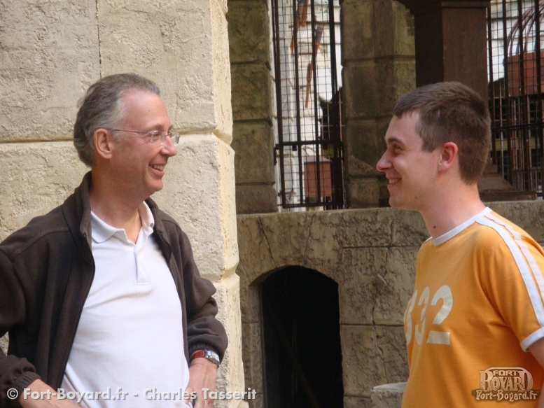 Charles aux côtés de Pierre Godde, producteur exécutif de Fort Boyard(2009)
