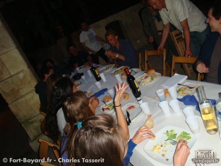 Le diner dans la cour intérieure(2009)