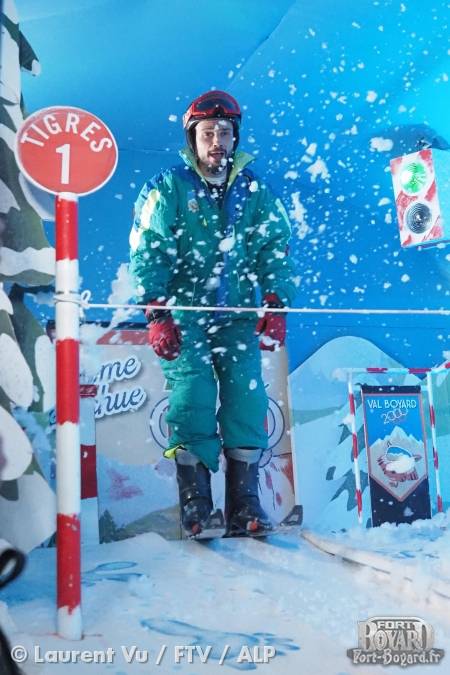 Tom Villa dans le Ski(2020)